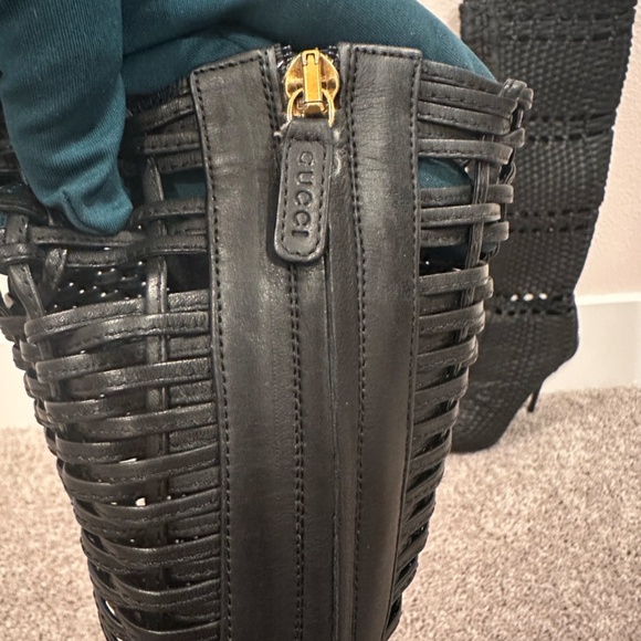 BARELY WORN GUCCI "PEEP PARKER" Boots - Picture 4 of 10